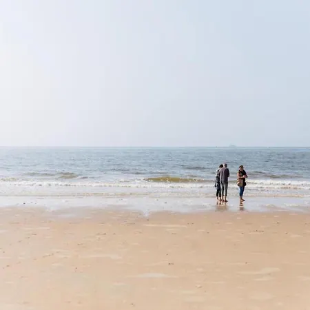 Near Belgian Coast With Garage Appartement
